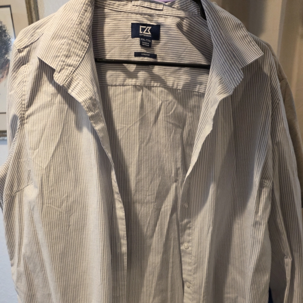 CUTTER AND BUCK  Blue and White Striped Button-Up Shirt